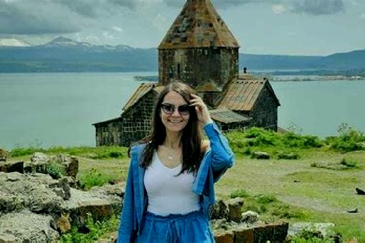 Escorts Lernanist, Armenia — Local Companions