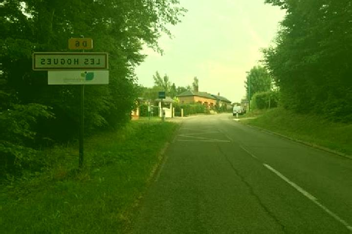 Escorts Les Hogues, France — Local Companions