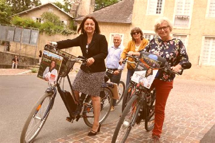Escorts Lescar, France — Local Companions