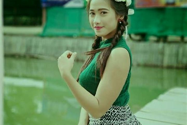 Escorts Let Pan, Myanmar — Local Companions