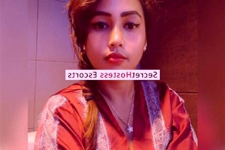 Escorts Letkole, Indonesia — Local Companions