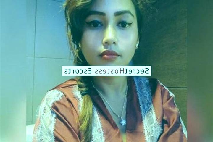 Escorts Lewohokeng, Indonesia — Local Companions