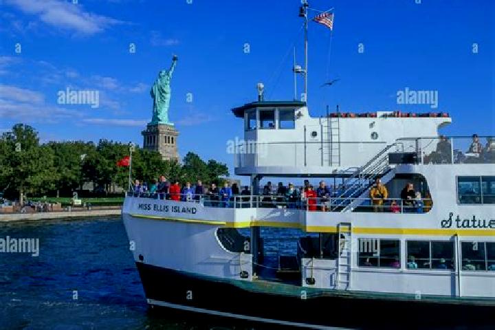 Escorts Little Ferry, United States — Local Companions