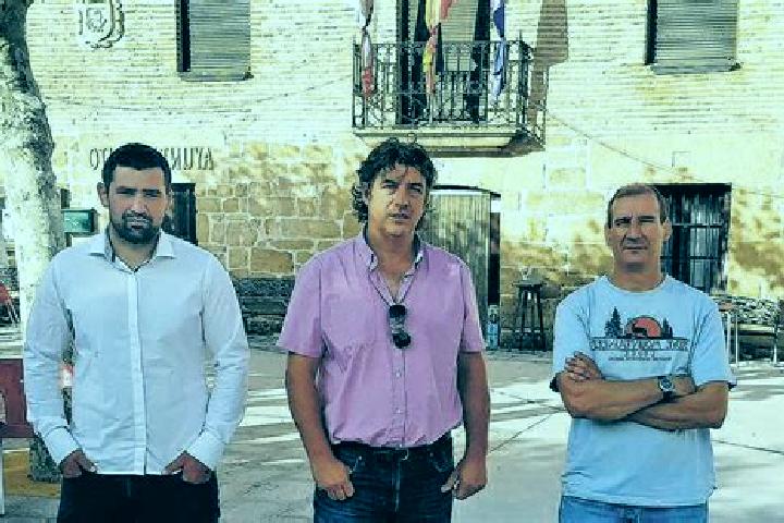 Escorts Llano de Bureba, Spain — Local Companions