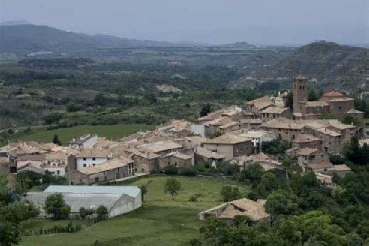 Escorts Lobera de Onsella, Spain — Local Companions