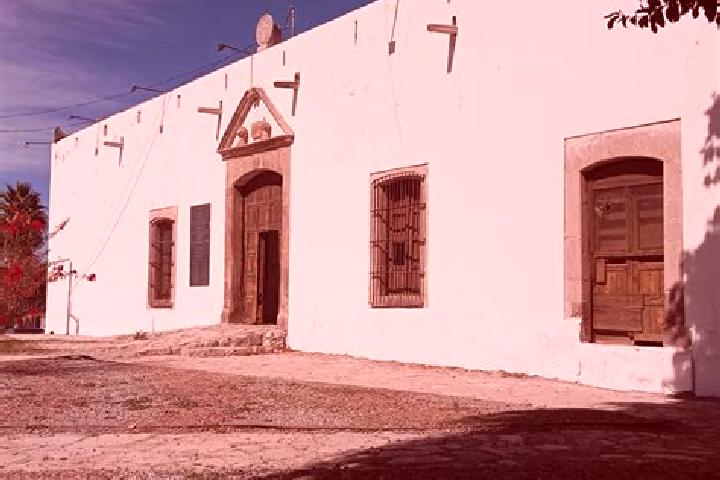 Escorts Loma Alta, Mexico — Local Companions