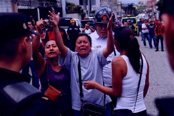 Escorts Lomitas, Honduras — Local Companions