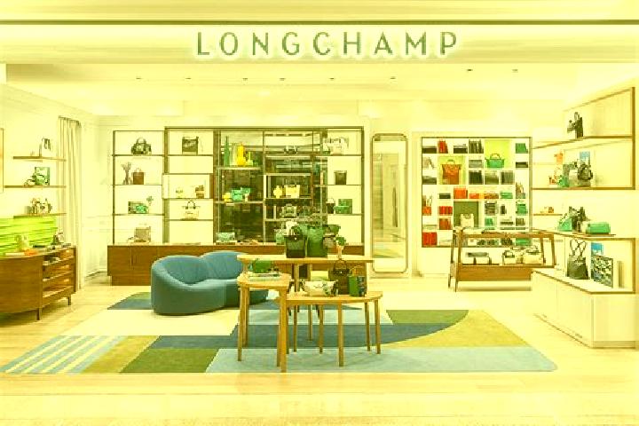 Escorts Longchamp, France — Local Companions