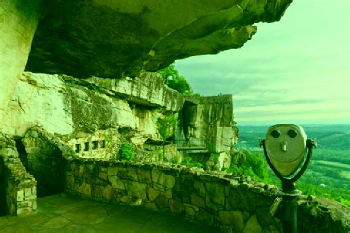 Escorts Lookout Mountain, United States — Local Companions