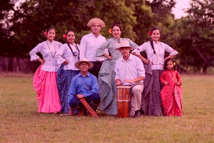 Escorts Los Chiricanos, Panama — Local Companions