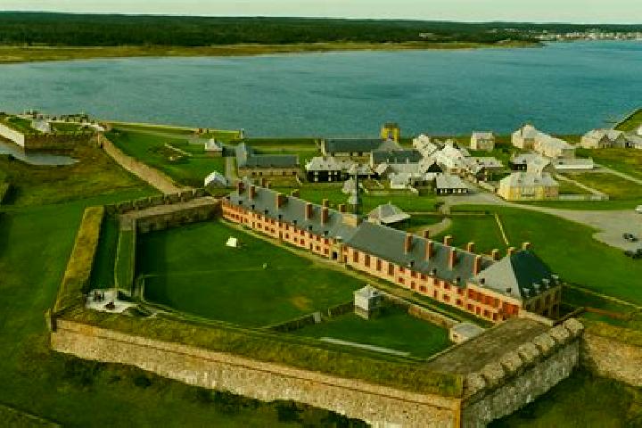 Escorts Louisbourg, Canada — Local Companions
