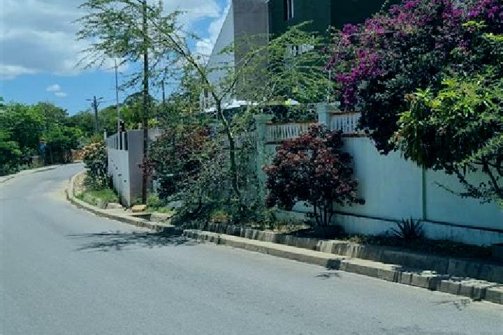 Escorts Lubango, Angola — Local Companions