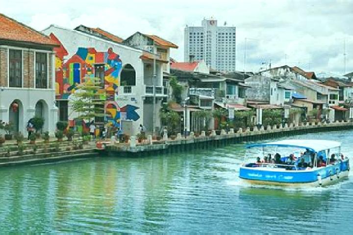 Escorts Lubok China, Malaysia — Local Companions