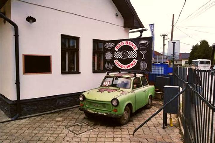 Escorts Lukacovce, Slovakia — Local Companions
