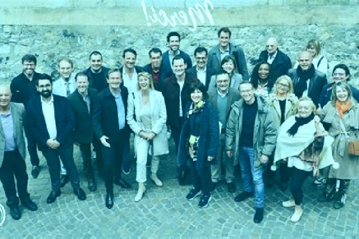 Escorts Lullin, France — Local Companions