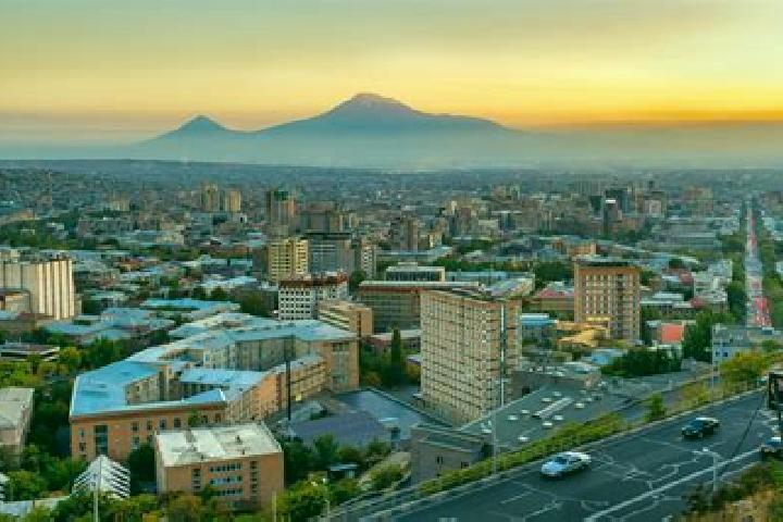Escorts Lusakunk, Armenia — Local Companions