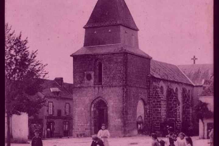 Escorts Lussac-les-Eglises, France — Local Companions