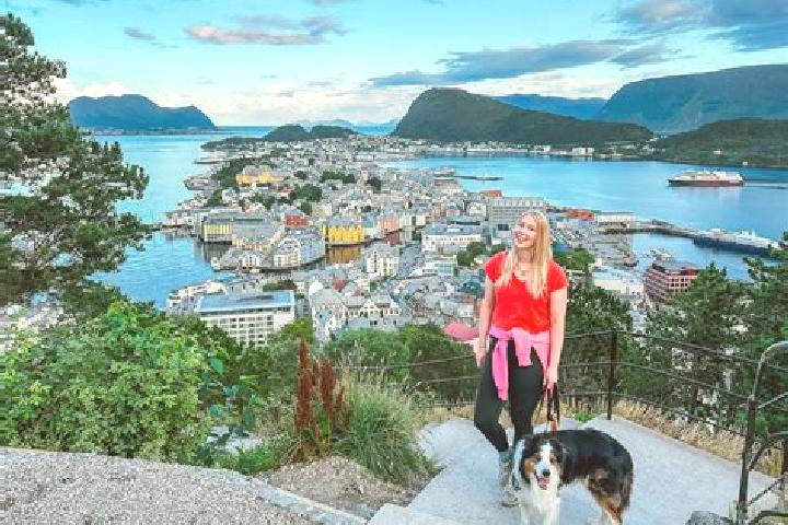 Escorts Lyefjell, Norway — Local Companions