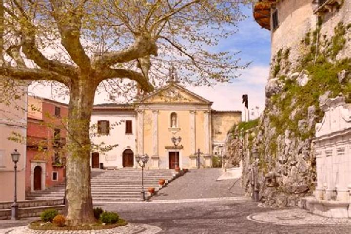 Escorts Macchiagodena, Italy — Local Companions