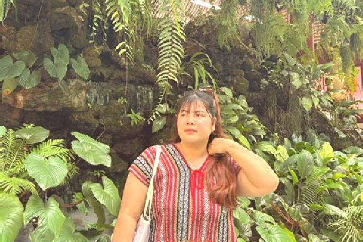 Escorts Mae Tha, Thailand — Local Companions