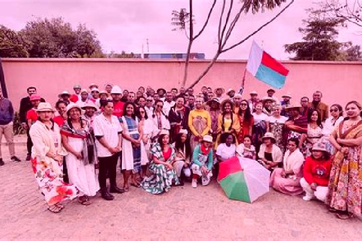 Escorts Mahabe, Madagascar — Local Companions