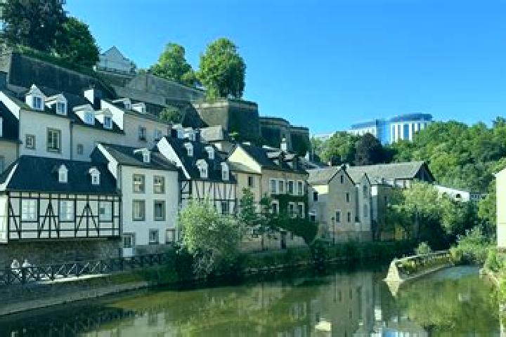 Escorts Mamer, Luxembourg — Local Companions
