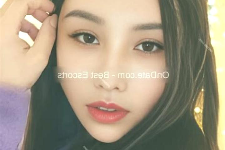 Escorts Manasi, China — Local Companions