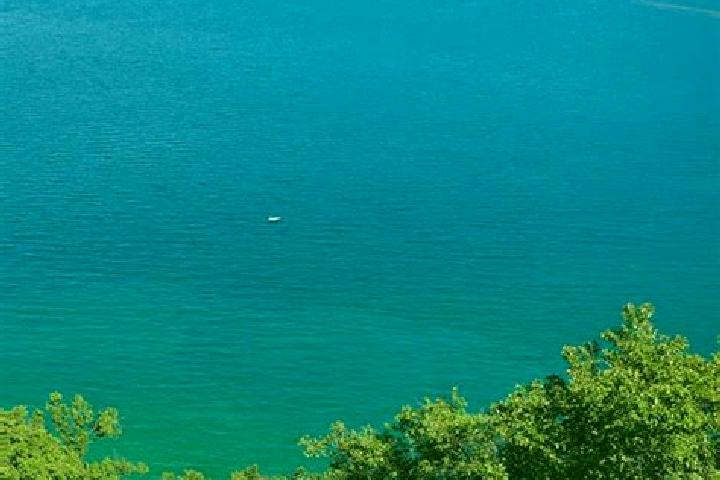 Escorts Manerba del Garda, Italy — Local Companions
