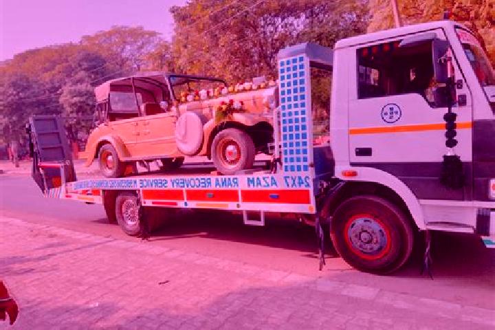 Escorts Mani Majra, India — Local Companions