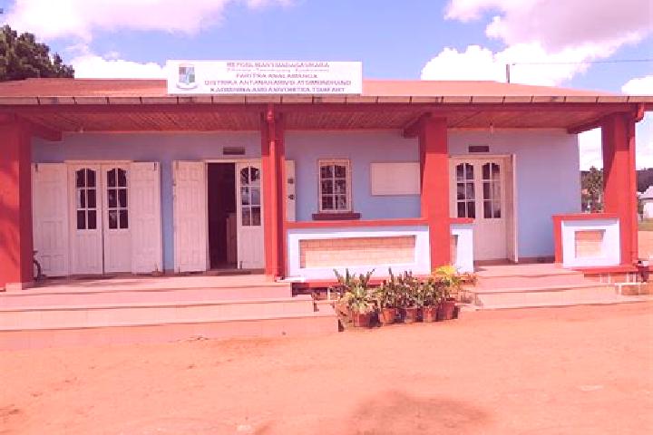 Escorts Mantasoa, Madagascar — Local Companions