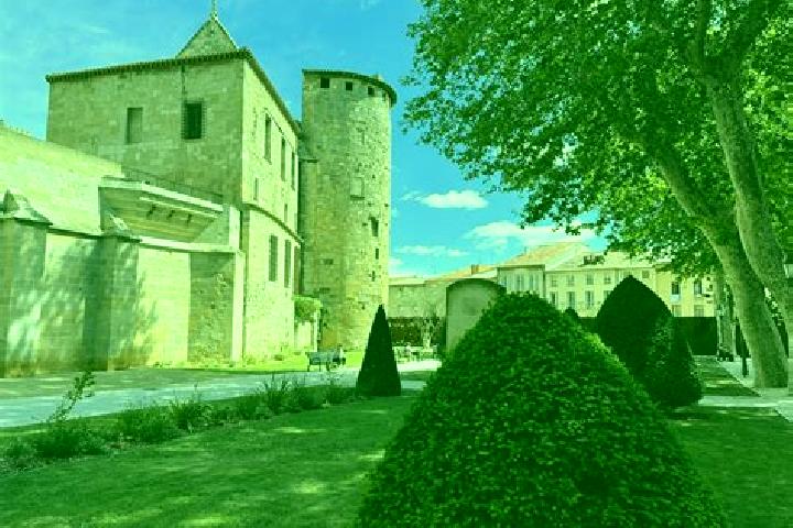 Escorts Marcorignan, France — Local Companions