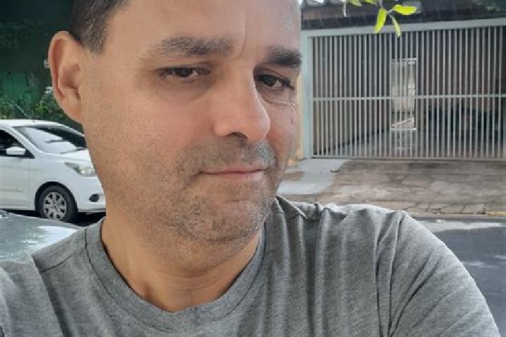 Escorts Marilandia do Sul, Brazil — Local Companions