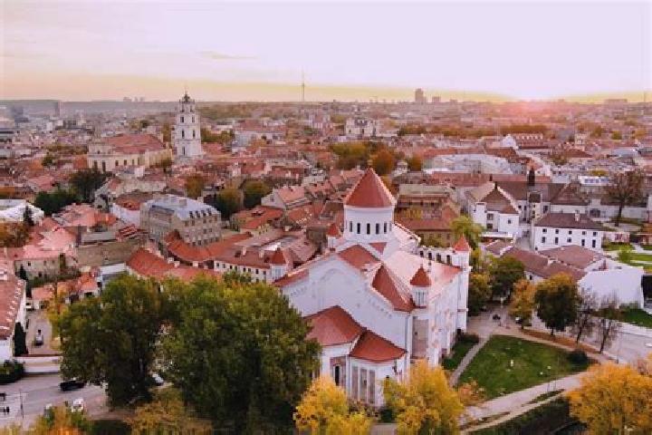 Escorts Mastaiciai, Lithuania — Local Companions