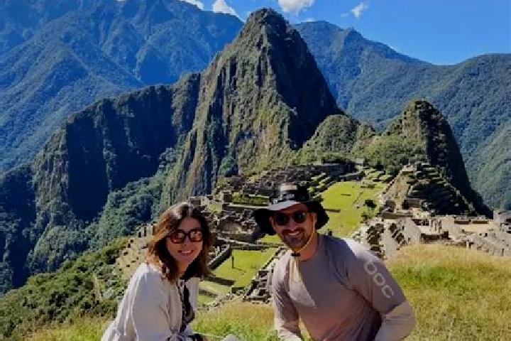 Escorts Maucallacta, Peru — Local Companions
