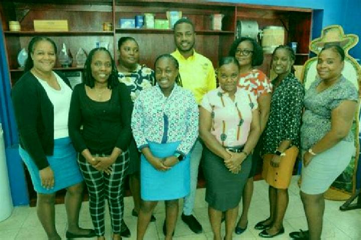 Escorts Mavis Bank, Jamaica — Local Companions