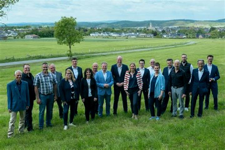 Escorts Medebach, Germany — Local Companions
