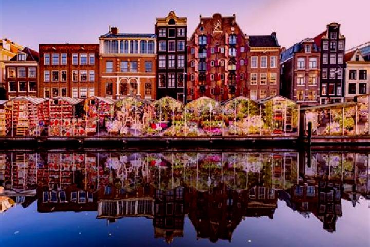 Escorts Megen, Netherlands — Local Companions
