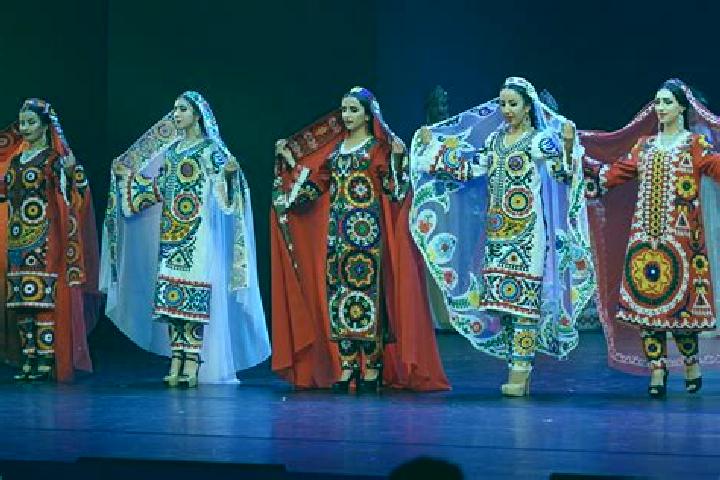 Escorts Mehron, Tajikistan — Local Companions