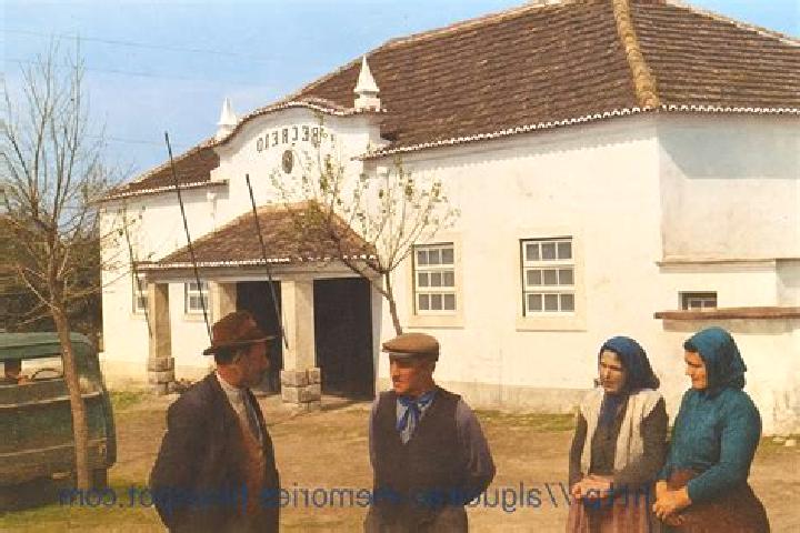 Escorts Mem Martins, Portugal — Local Companions