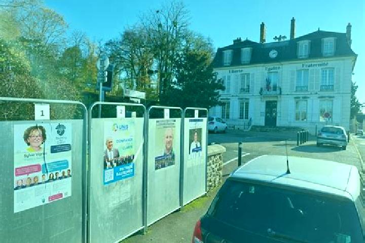 Escorts Mery-sur-Seine, France — Local Companions