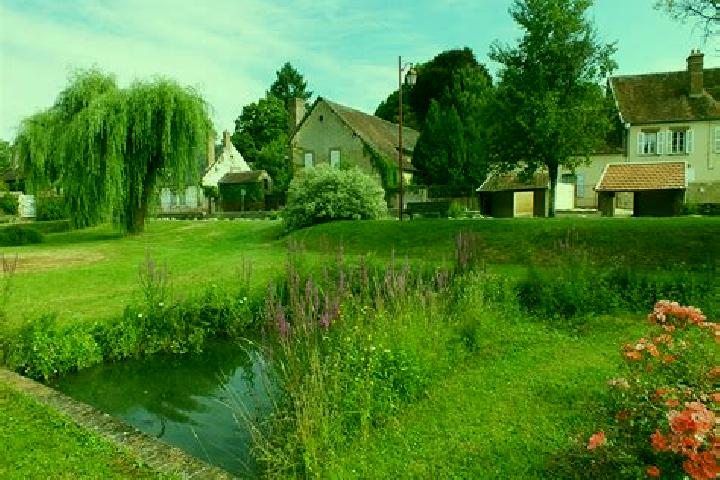 Escorts Mezilles, France — Local Companions