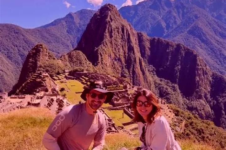Escorts Miracosta, Peru — Local Companions