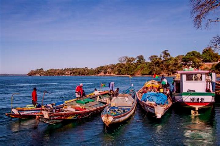 Escorts Missira, Guinea-Bissau — Local Companions