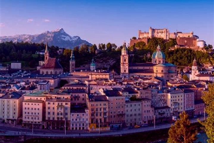 Escorts Mitterhofen, Austria — Local Companions