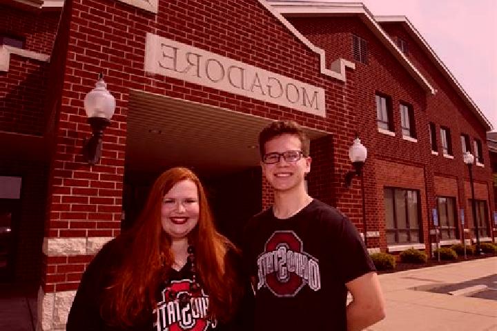 Escorts Mogadore, United States — Local Companions