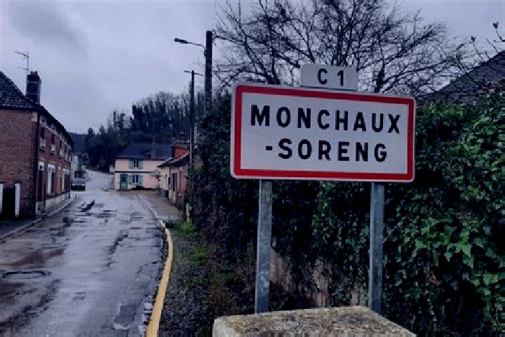 Escorts Monchaux-Soreng, France — Local Companions