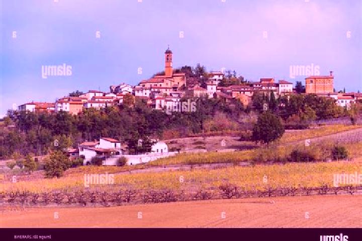 Escorts Monleale, Italy — Local Companions