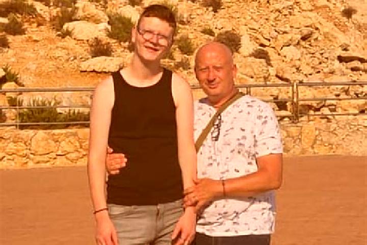 Escorts Mont-Bernanchon, France — Local Companions