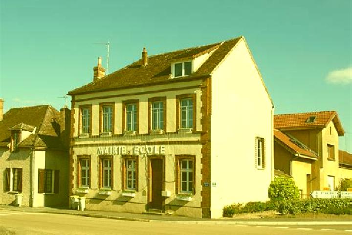 Escorts Montacher-Villegardin, France — Local Companions