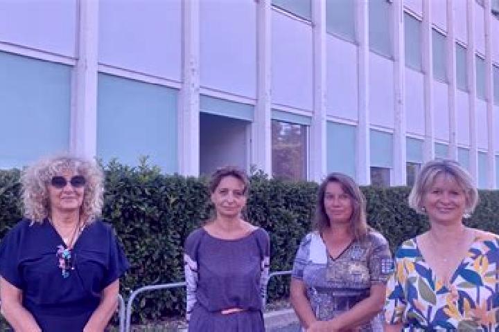 Escorts Montbrison, France — Local Companions
